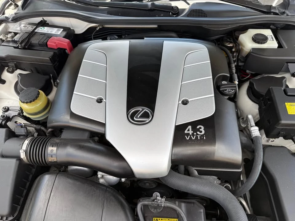 2005 Lexus SC430 - Image 8 of 13