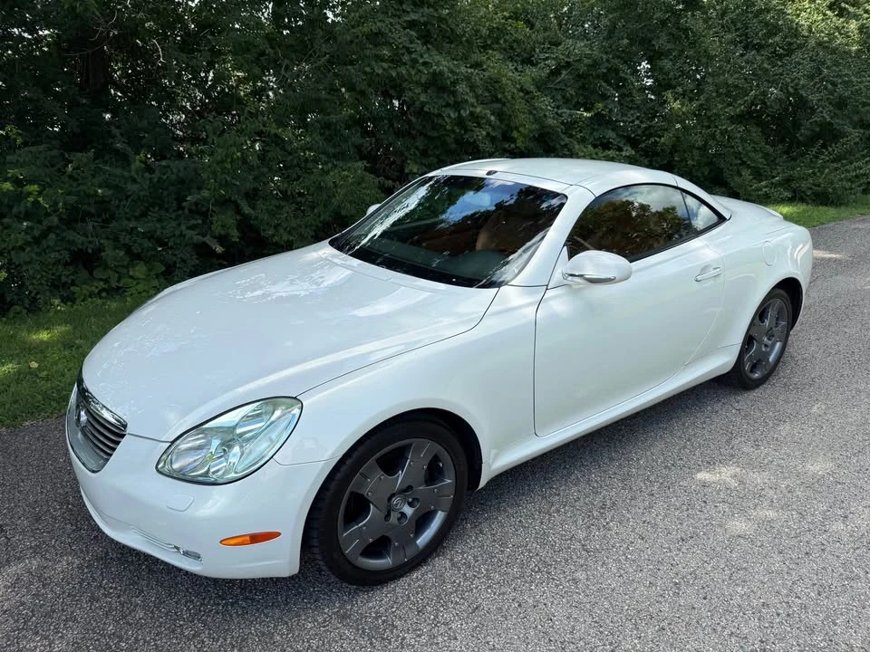 2005 Lexus SC430 - Image 2 of 13