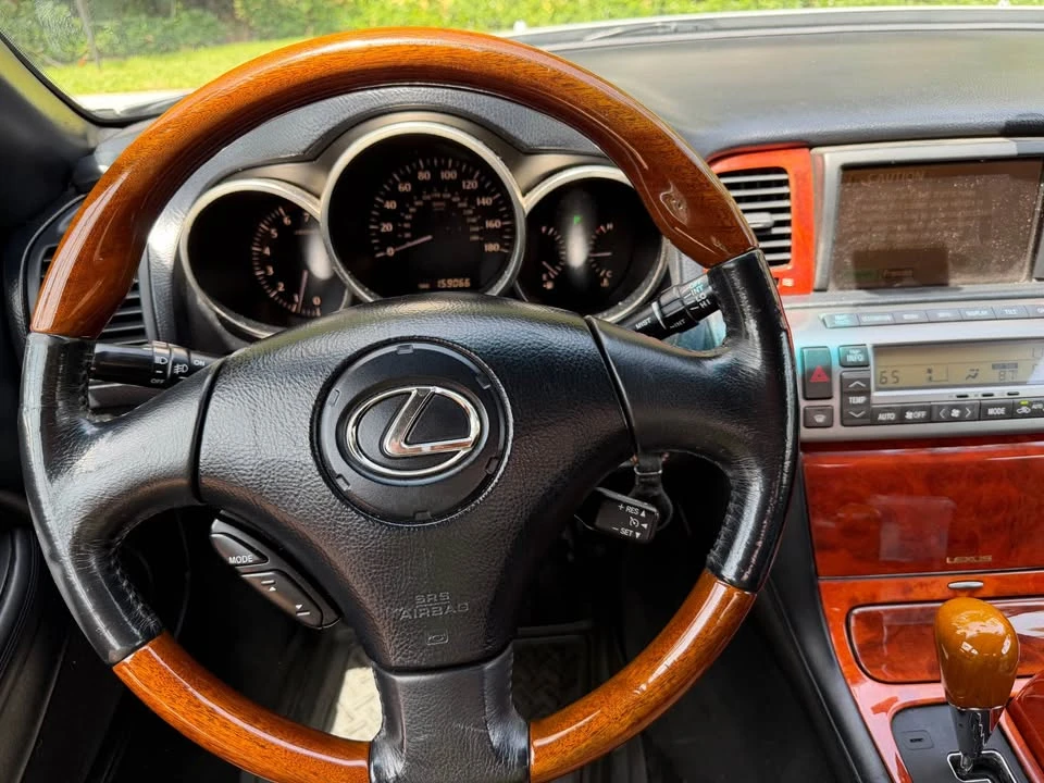 2005 Lexus SC430 - Image 17 of 17