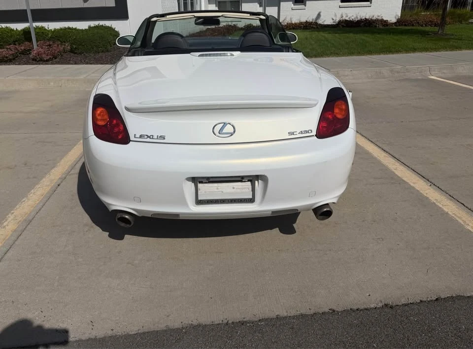 2005 Lexus SC430 - Image 4 of 6
