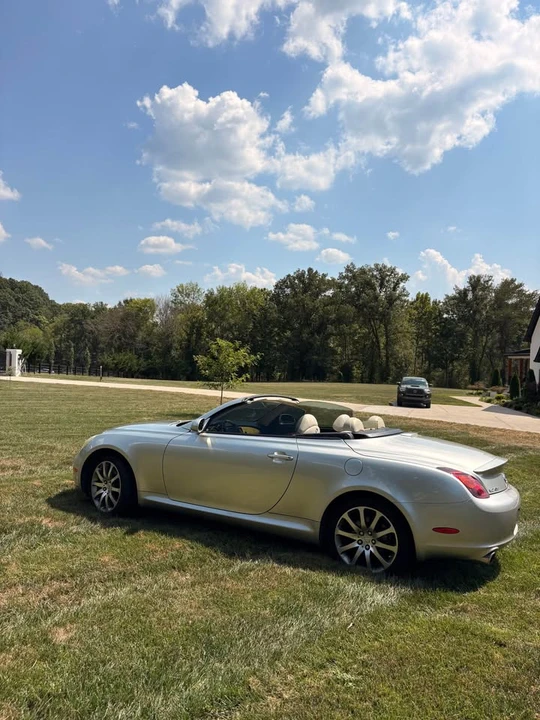2005 Lexus SC430 - Image 3 of 9