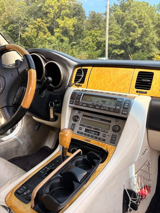 2005 Lexus SC430 - Image 9 of 9