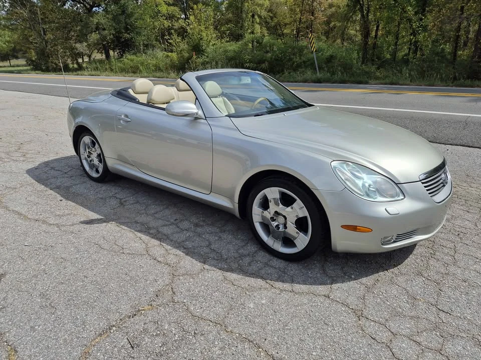 2005 Lexus SC430 - Image 17 of 20