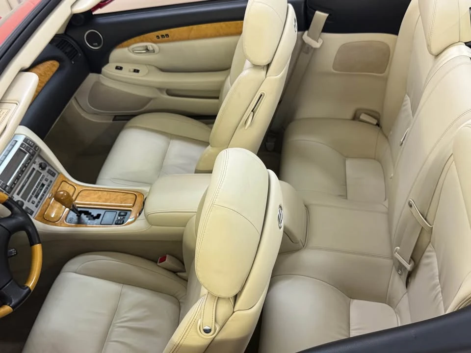 2005 Lexus SC430 - Image 10 of 16