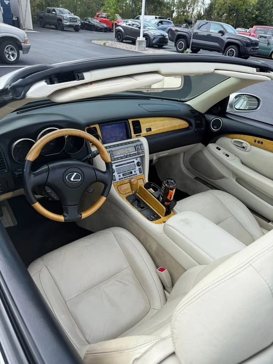 2005 Lexus SC430 - Image 14 of 15