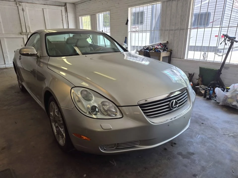 2005 Lexus SC430 - Image 19 of 20