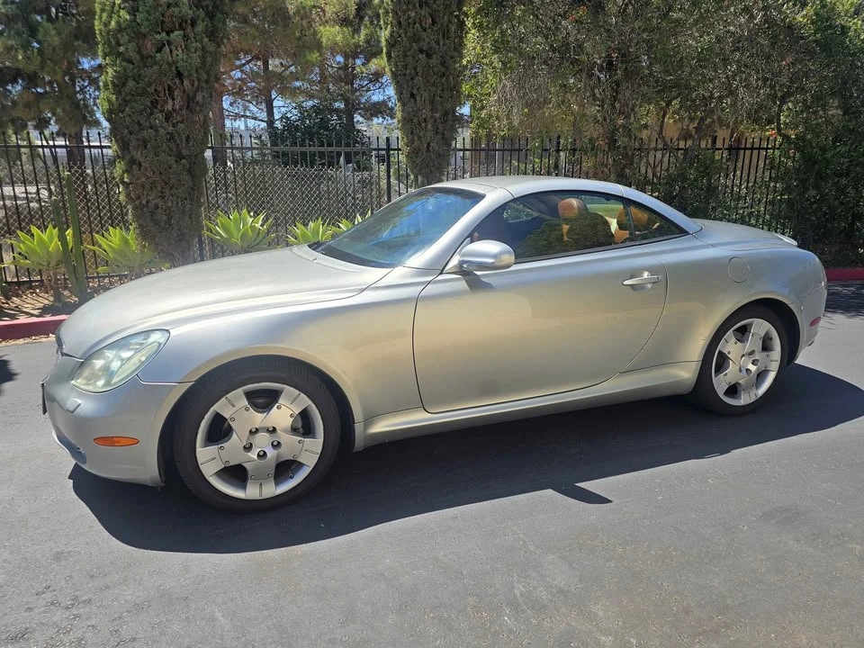 2005 Lexus SC430 - Image 2 of 14