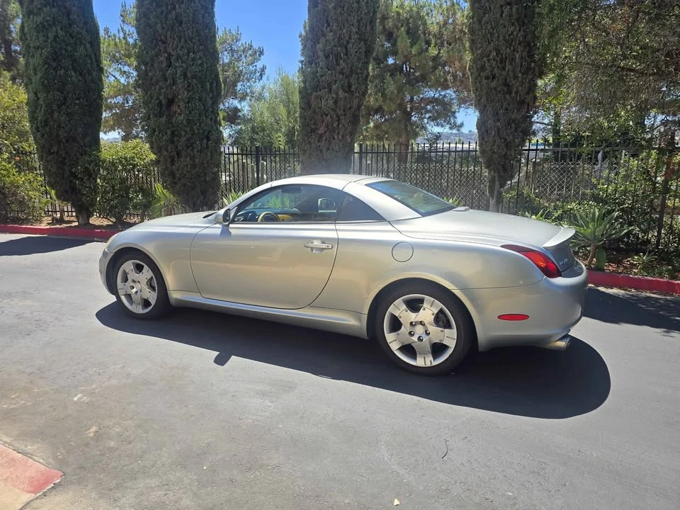 2005 Lexus SC430 - Image 3 of 14