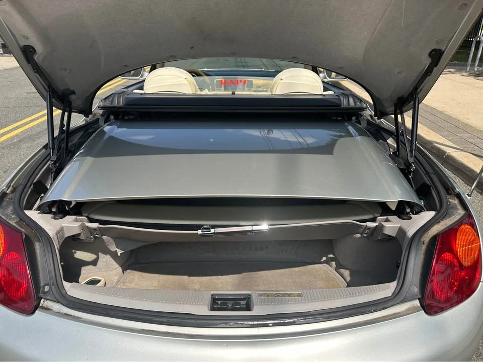 2005 Lexus SC430 - Image 11 of 20