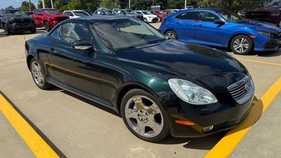 2005 Lexus SC430 - Image 3 of 11