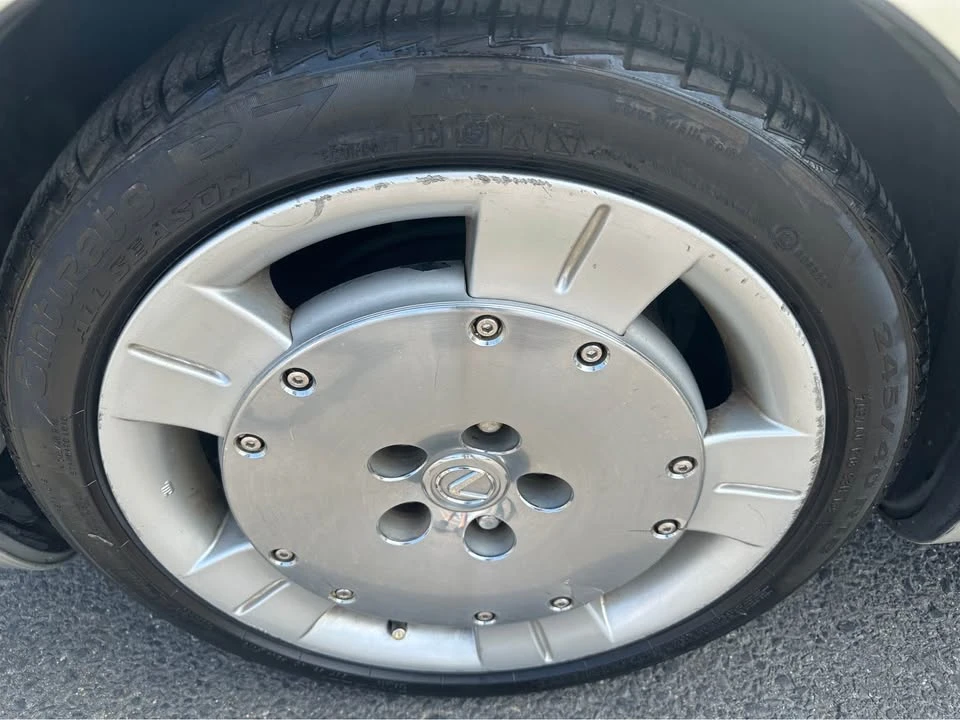 2005 Lexus SC430 - Image 19 of 20