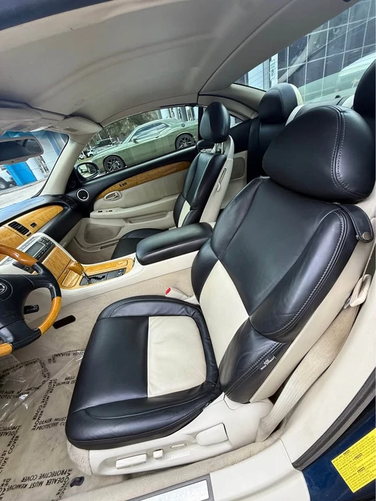 2005 Lexus SC430 - Image 6 of 8