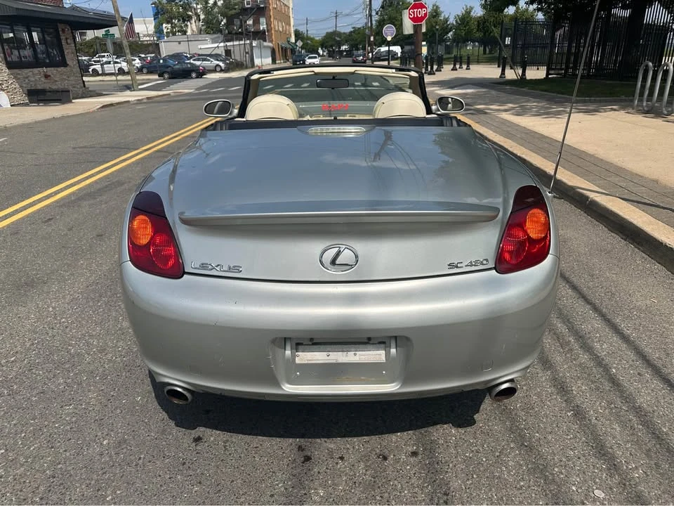 2005 Lexus SC430 - Image 5 of 20