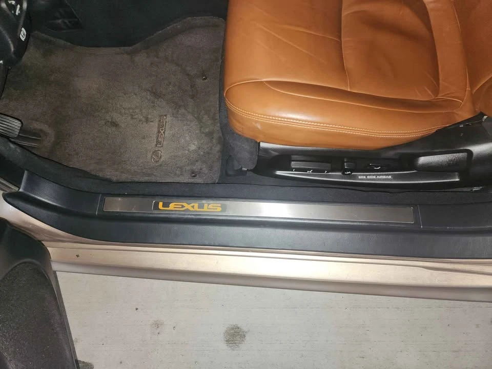 2005 Lexus SC430 - Image 16 of 18
