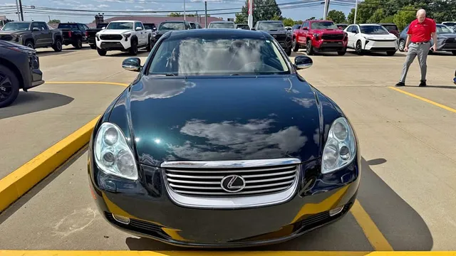 2005 Lexus SC 430 Convertible 2D