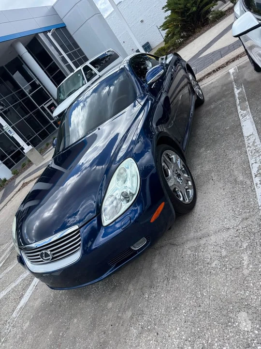 2005 Lexus SC430 - Image 2 of 8