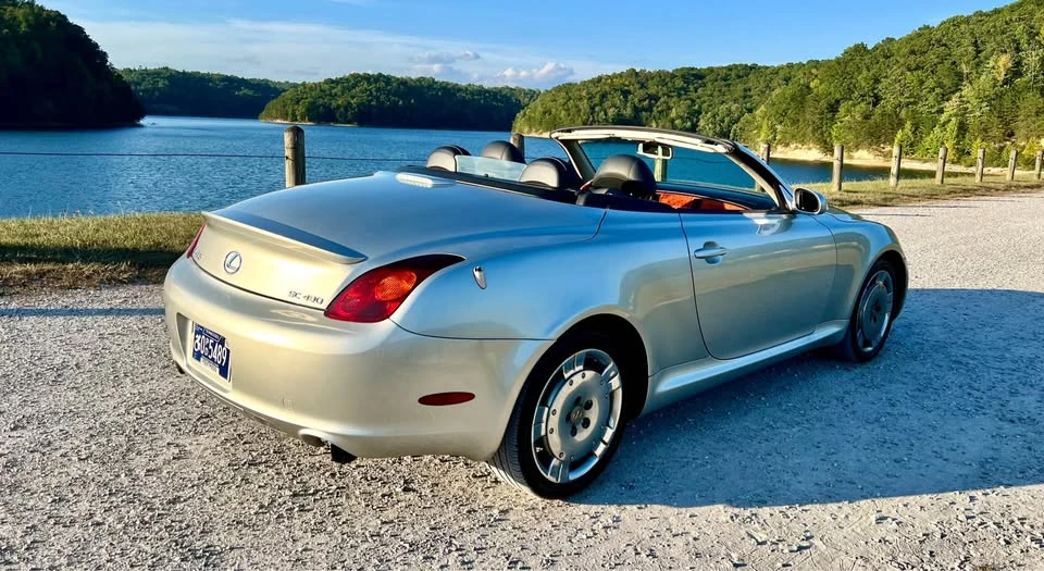 2005 Lexus SC430 - Image 12 of 15