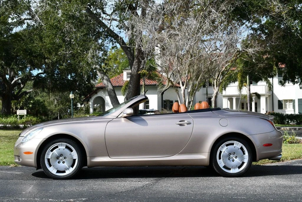 2005 Lexus SC430 - Image 3 of 21