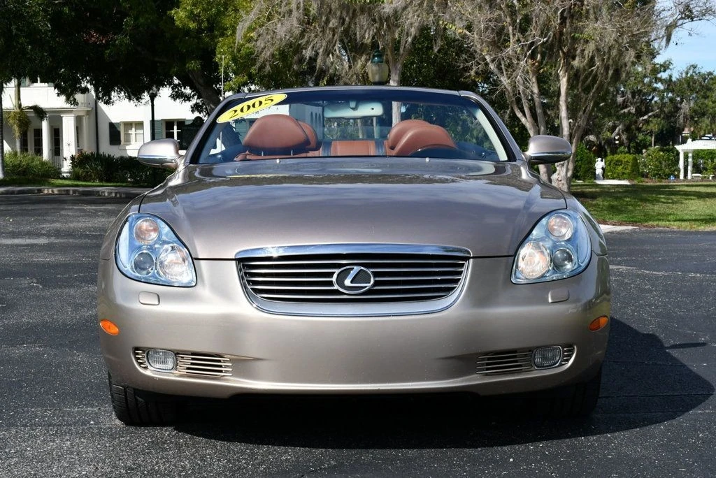2005 Lexus SC430 - Image 9 of 12