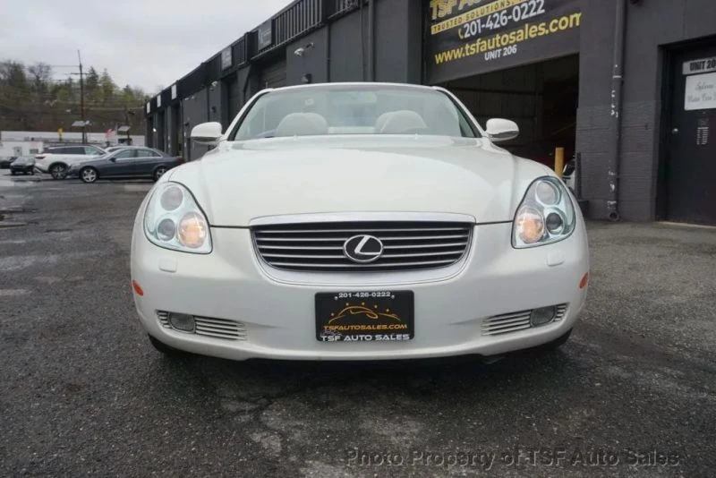 2005 Lexus SC430 - Image 3 of 12