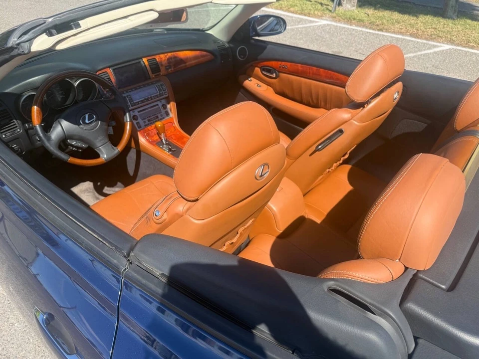 2005 Lexus SC430 - Image 15 of 31