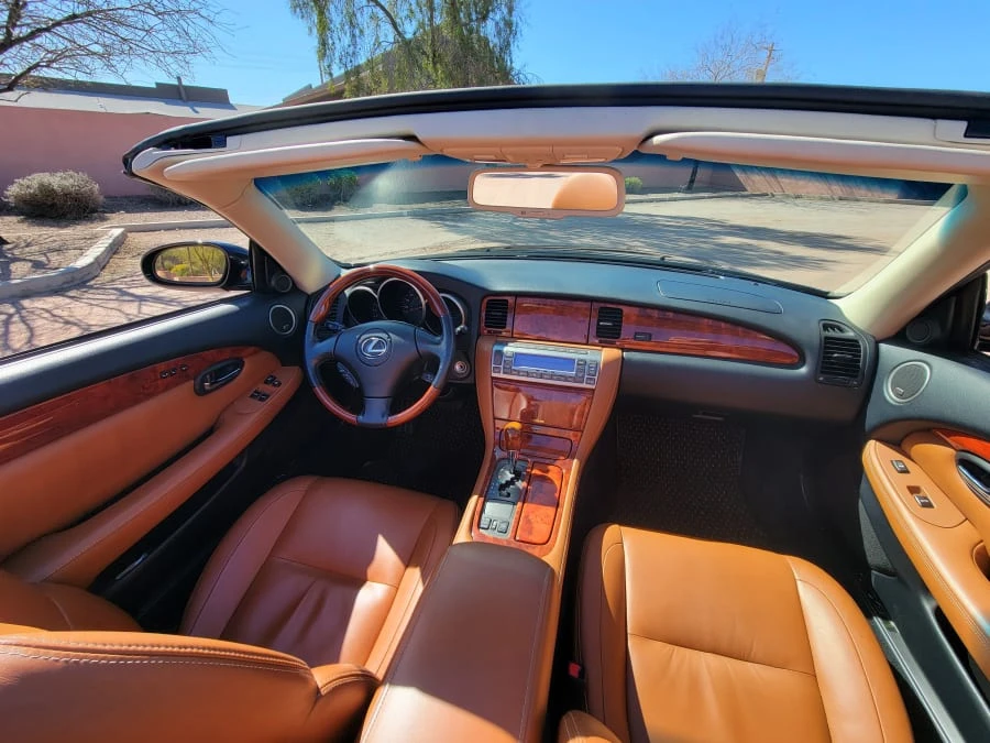 2005 Lexus SC430 - Image 12 of 14