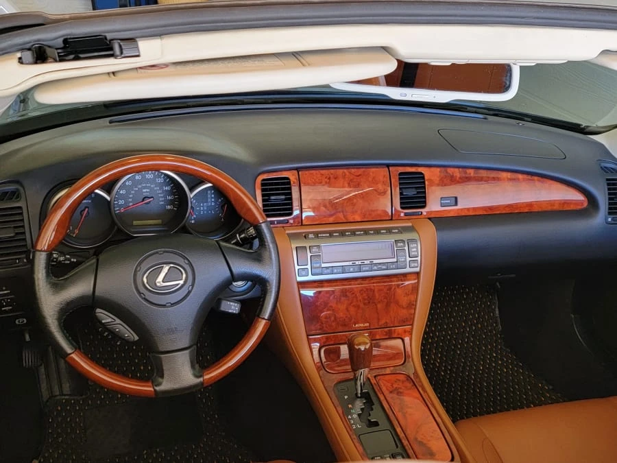 2005 Lexus SC430 - Image 13 of 14