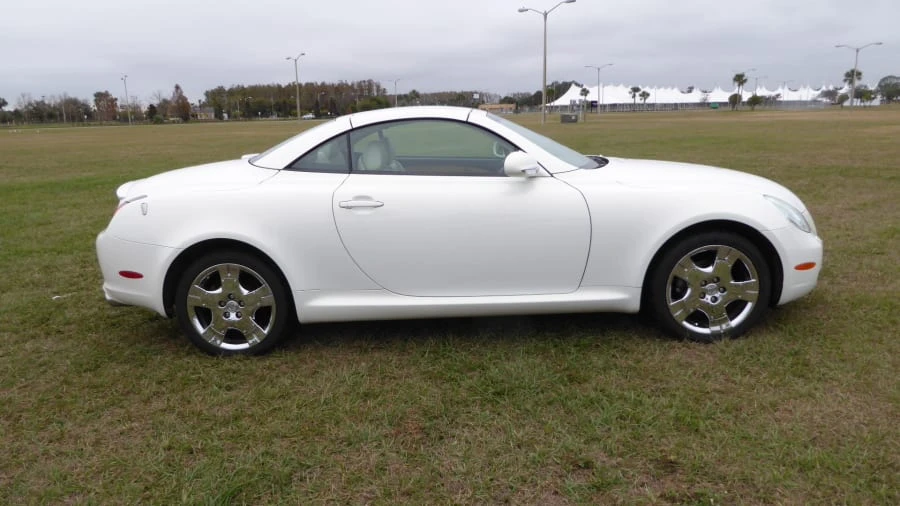 2005 Lexus SC430 - Image 2 of 6