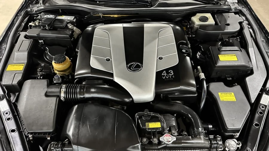2005 Lexus SC430 - Image 4 of 4