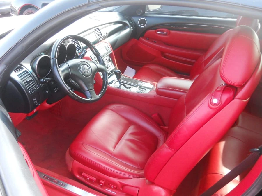 2005 Lexus SC430 - Image 3 of 6