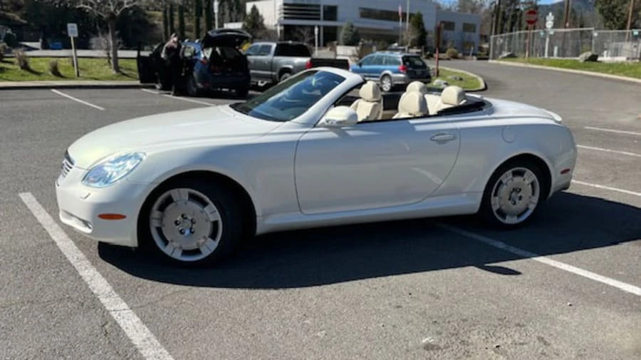 2005 Lexus SC430 - Image 9 of 12