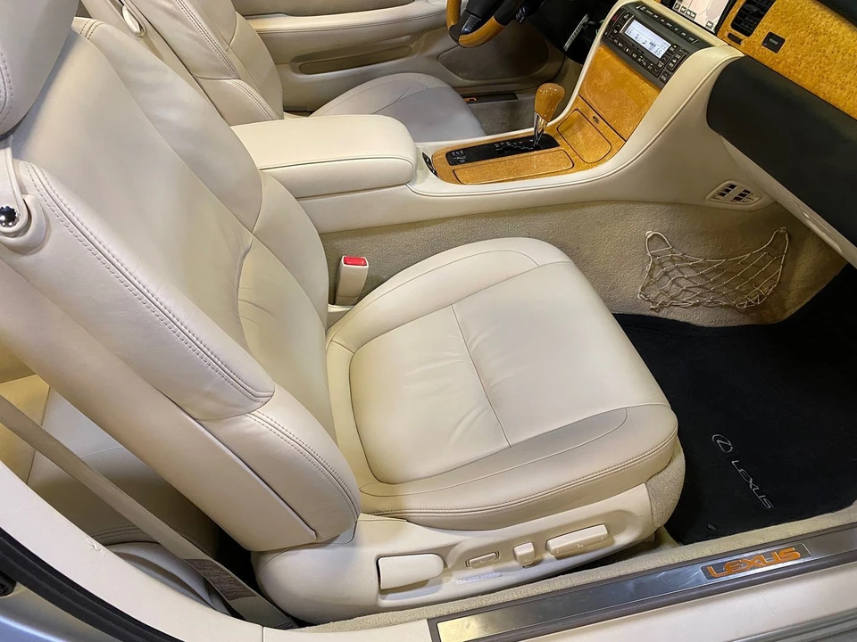 2005 Lexus SC430 - Image 30 of 31