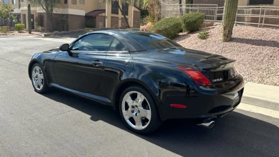 2005 Lexus SC430 - Image 10 of 16