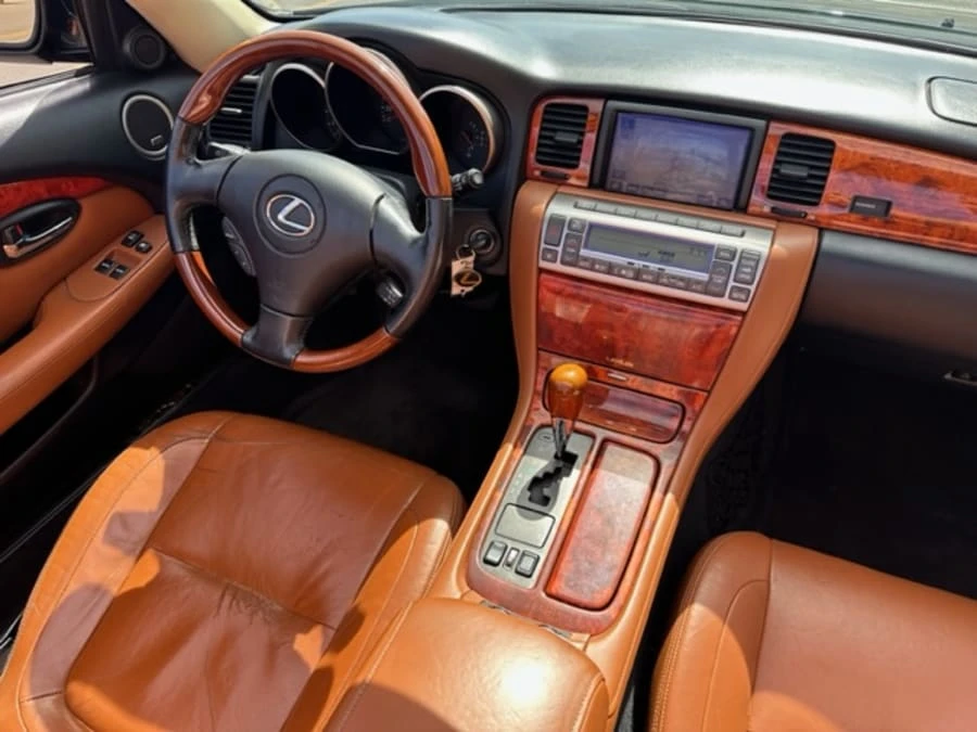 2005 Lexus SC430 - Image 14 of 16