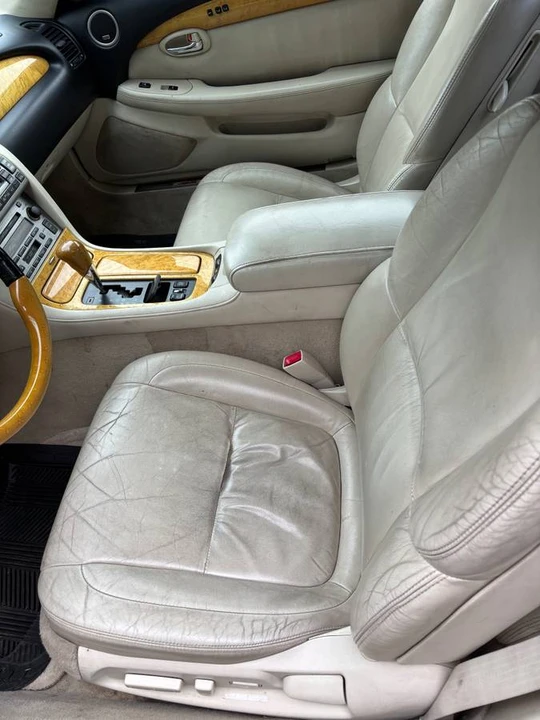2005 Lexus SC430 - Image 7 of 11
