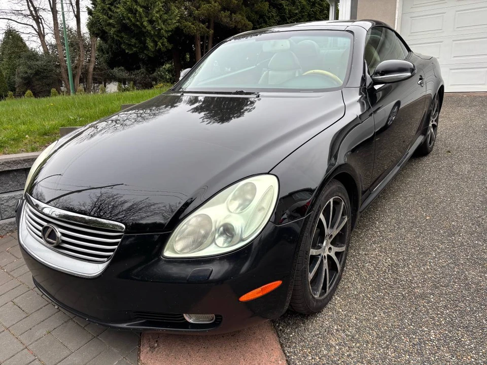 2005 Lexus SC430 - Image 10 of 11