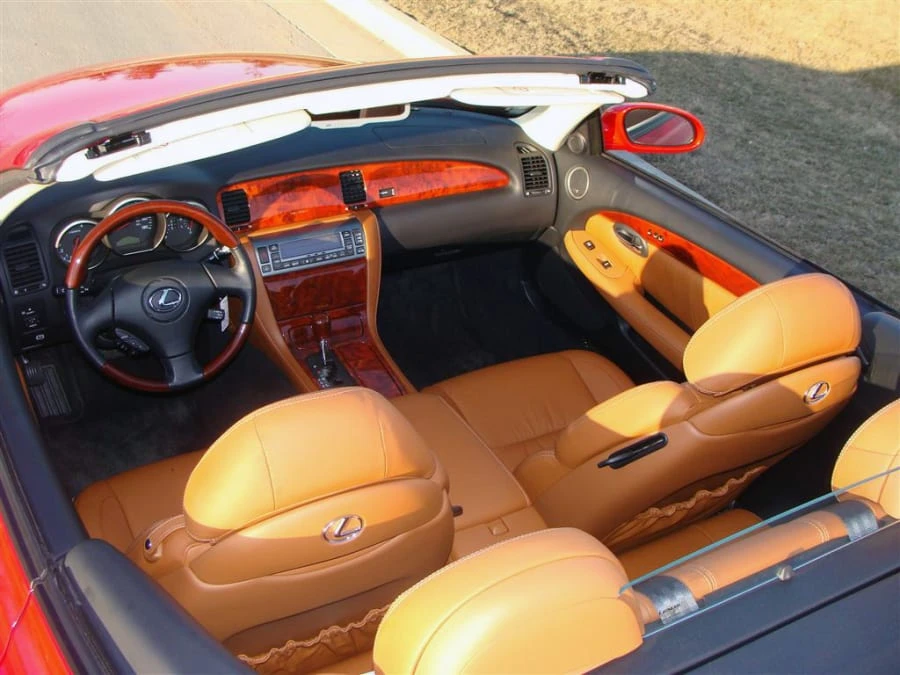 2005 Lexus SC430 - Image 5 of 7
