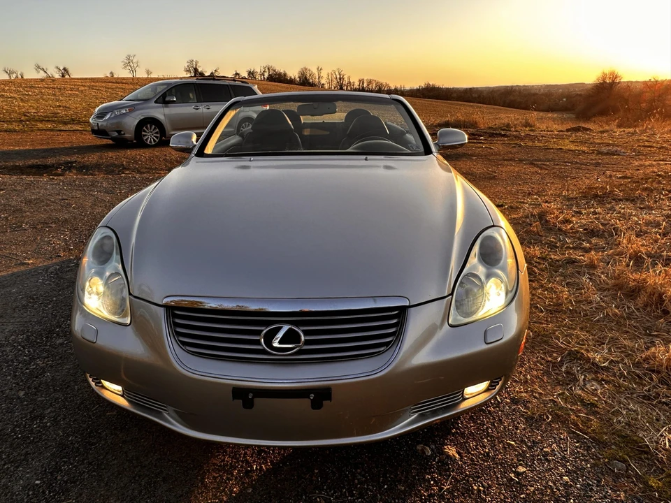 2005 Lexus SC430 - Image 4 of 31