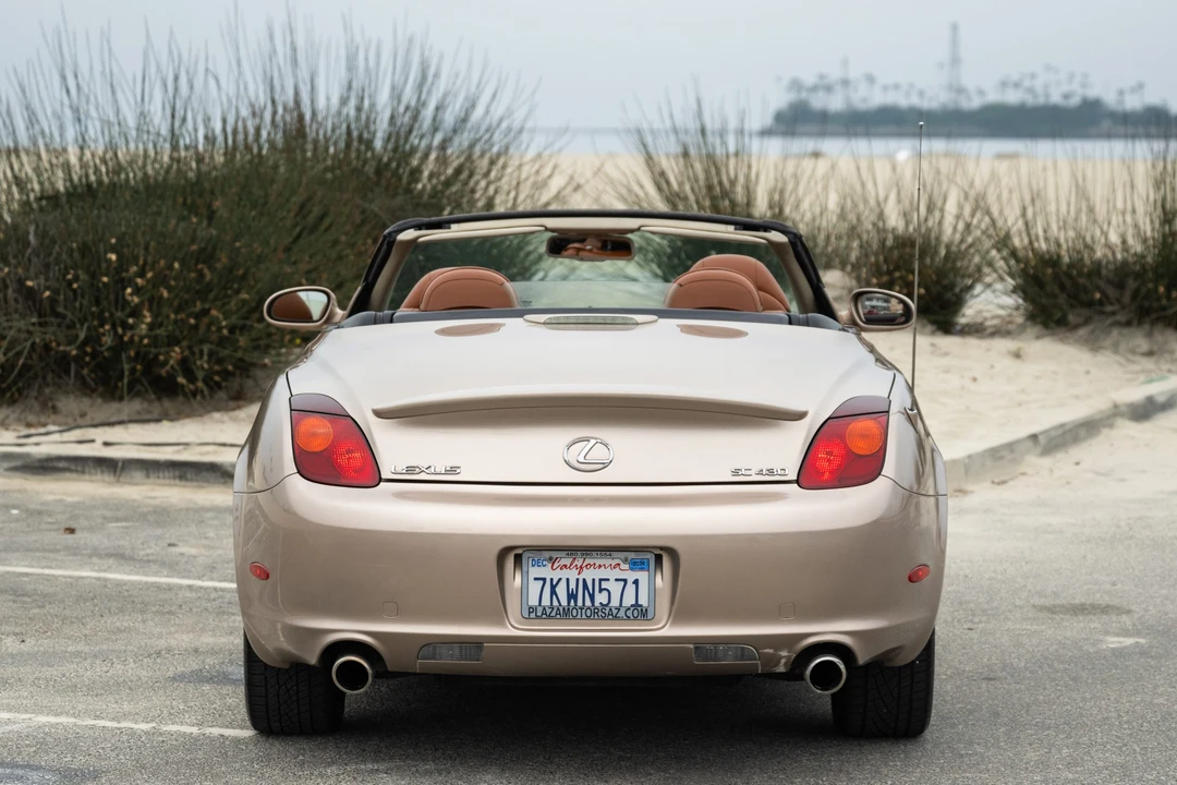 2005 Lexus SC430 - Image 8 of 31