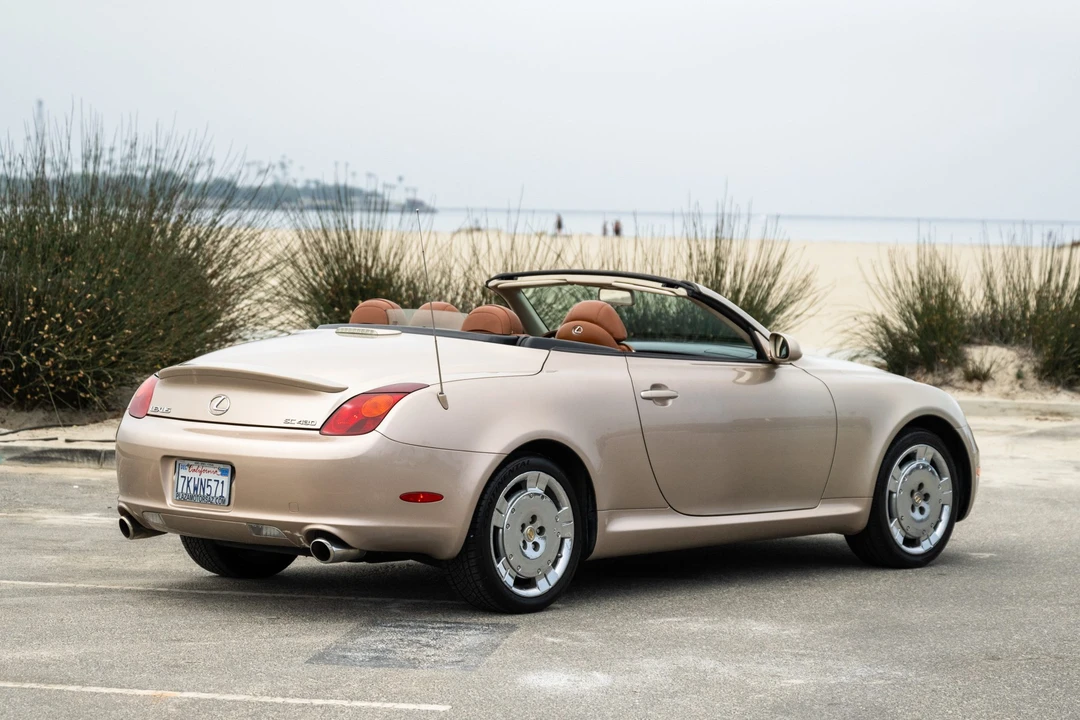 2005 Lexus SC430 - Image 7 of 31