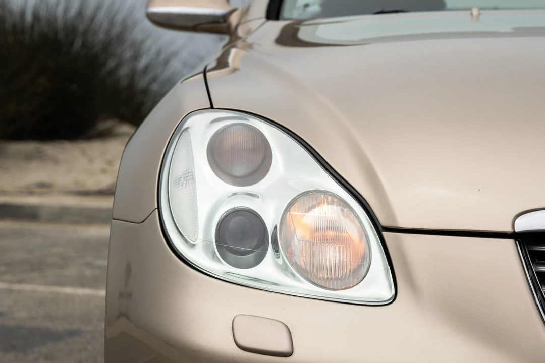 2005 Lexus SC430 - Image 26 of 31