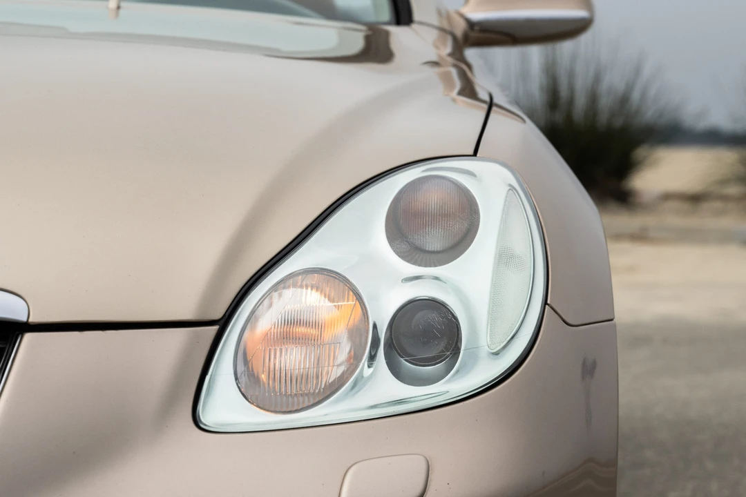 2005 Lexus SC430 - Image 27 of 31