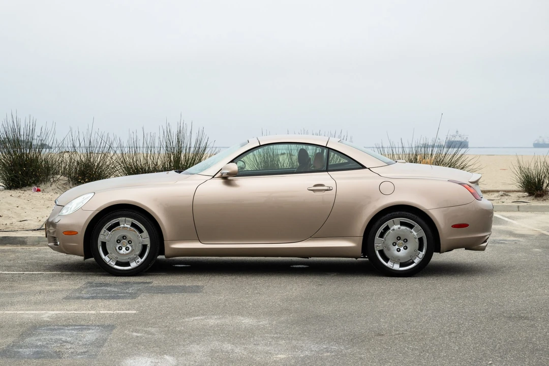 2005 Lexus SC430 - Image 18 of 31