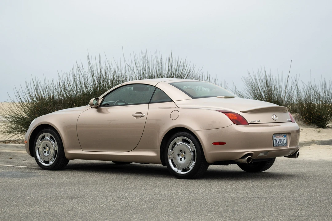 2005 Lexus SC430 - Image 17 of 31