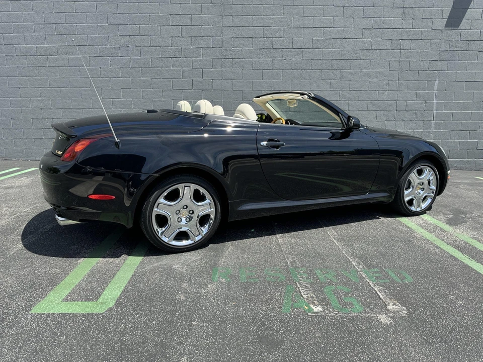2005 Lexus SC430 - Image 26 of 31