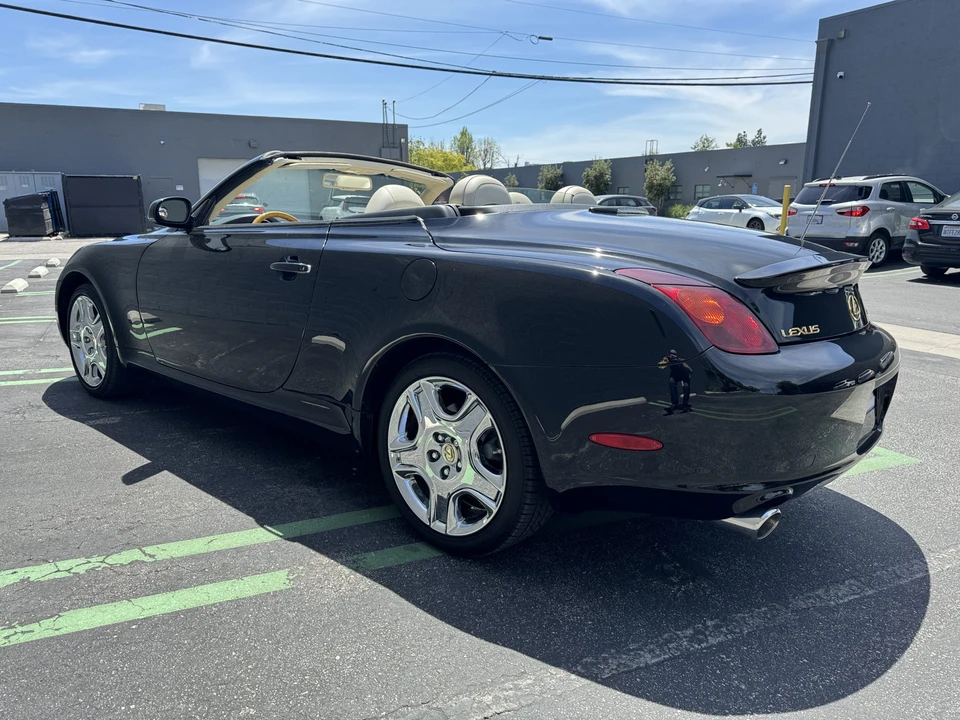 2005 Lexus SC430 - Image 28 of 31