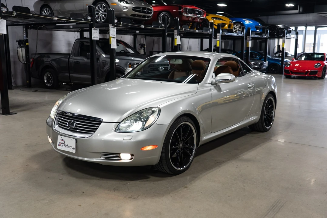 2005 Lexus SC430 - Image 2 of 31