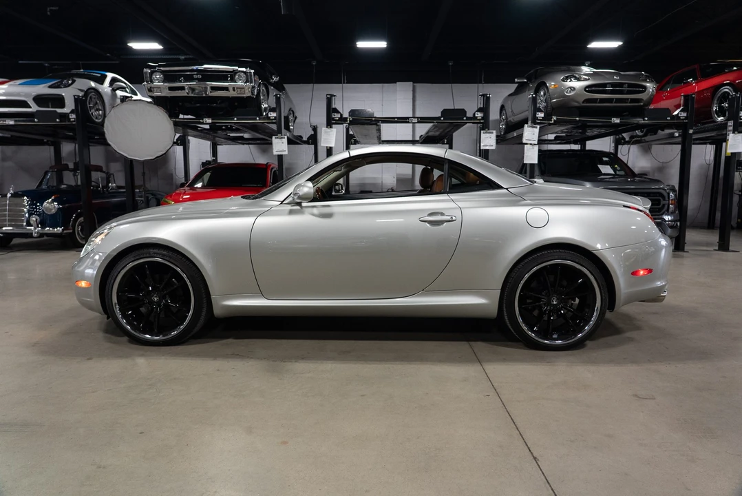 2005 Lexus SC430 - Image 3 of 31