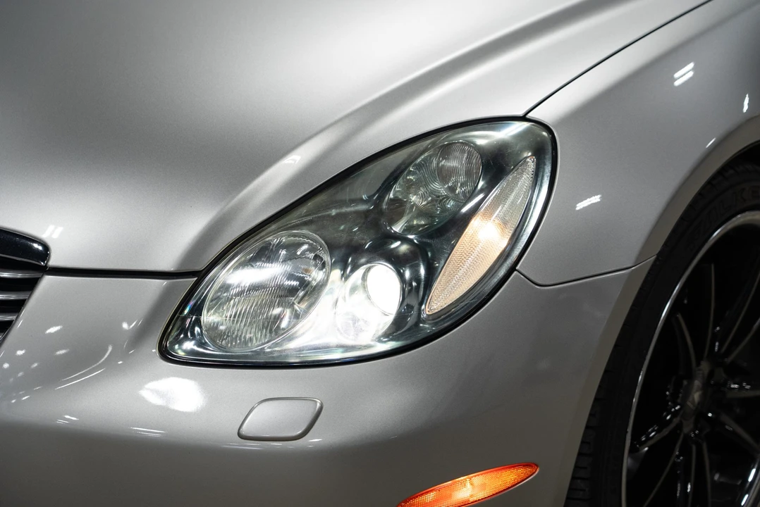 2005 Lexus SC430 - Image 12 of 31