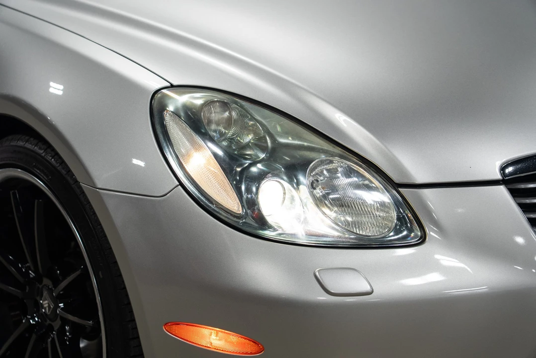 2005 Lexus SC430 - Image 11 of 31